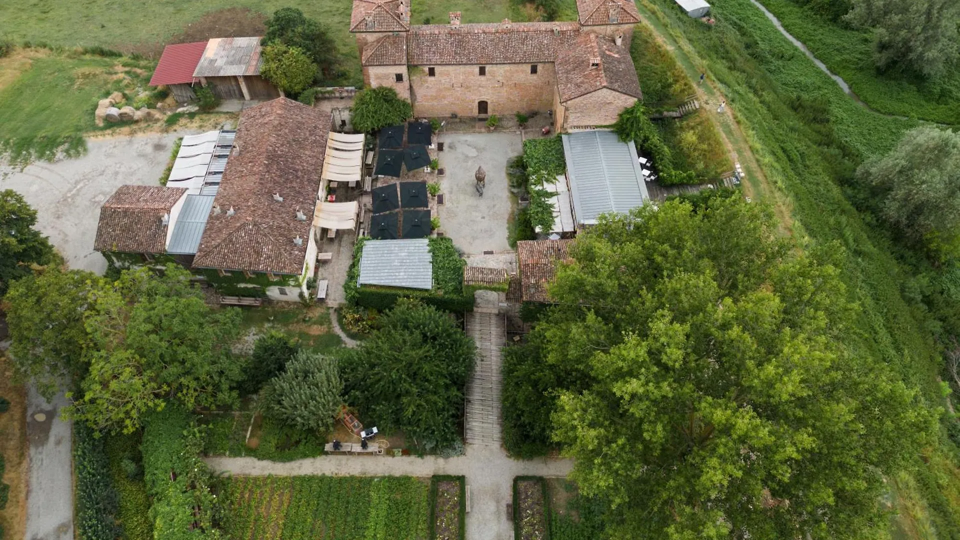 Antica Corte Pallavicina Relais Polesine Parmense Country house