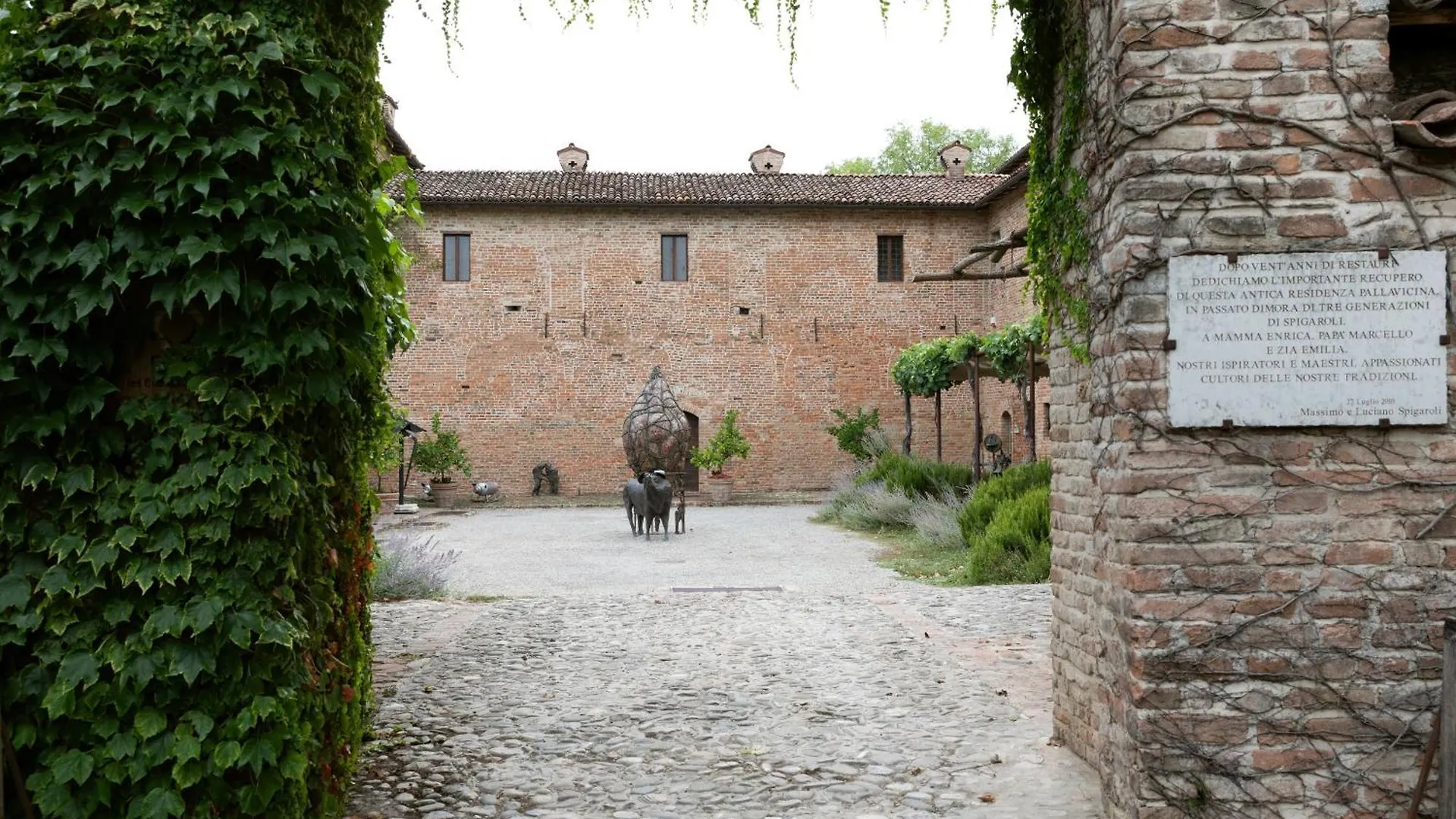 Antica Corte Pallavicina Relais Polesine Parmense Italy