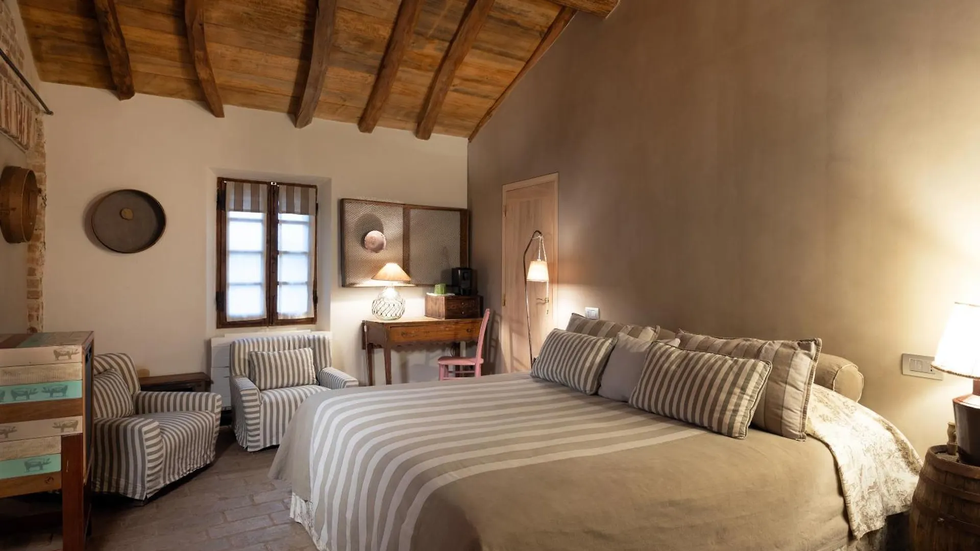 Antica Corte Pallavicina Relais Polesine Parmense Country house